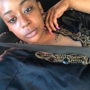 Meet your Posher, Janay